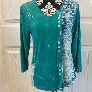 Parsley & Sage Petite M Teal and Blue  Top